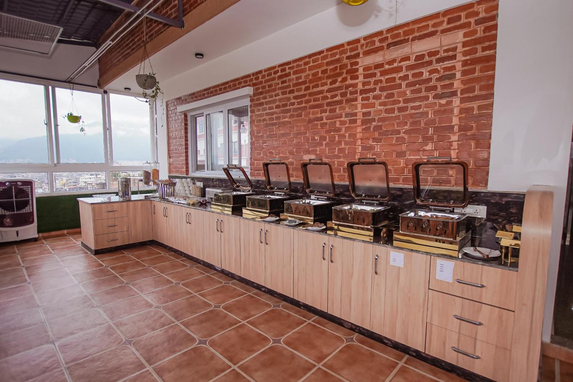 Hotel Vistara Kathmandu Buitenkant foto