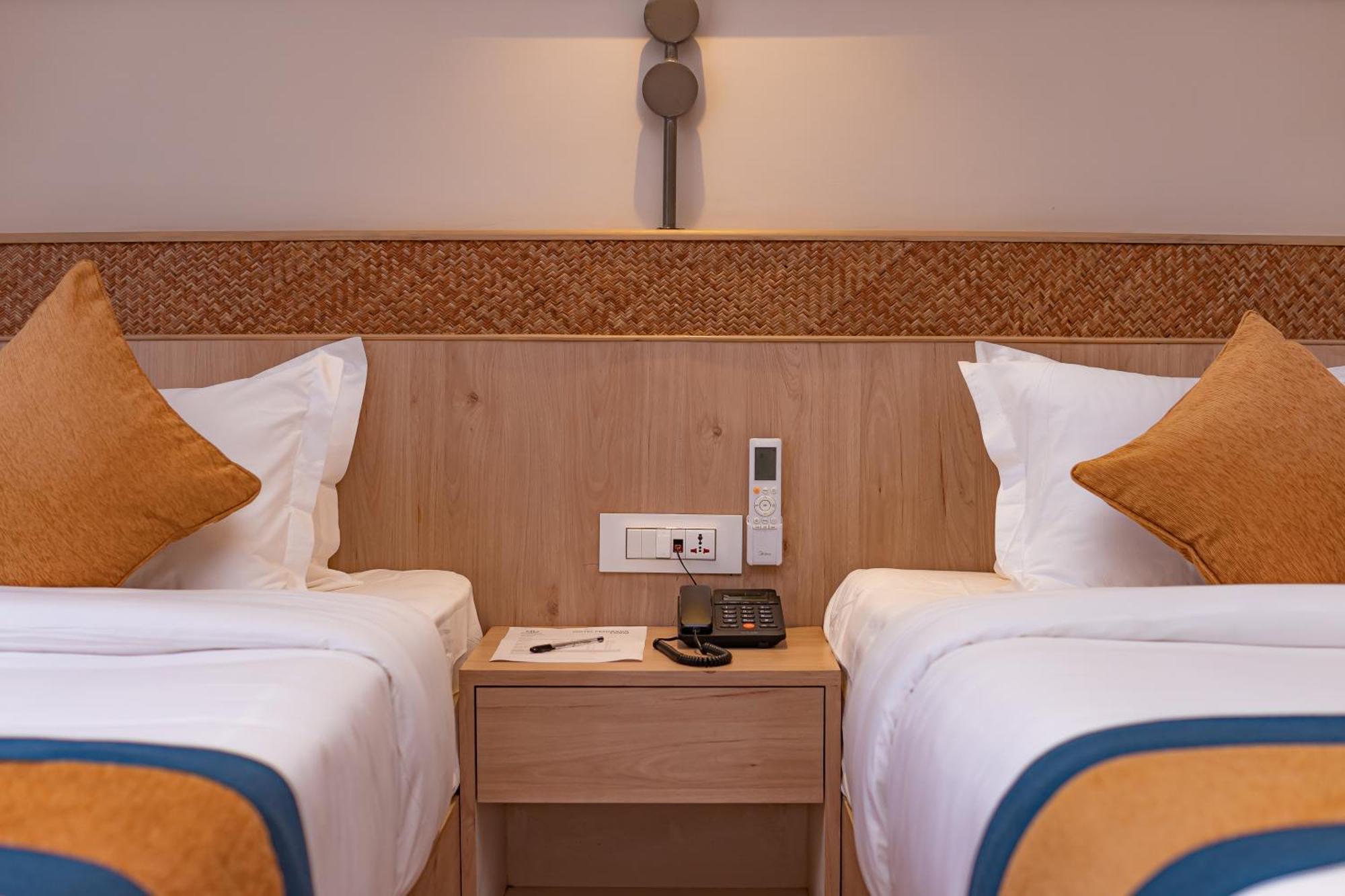 Hotel Vistara Kathmandu Buitenkant foto