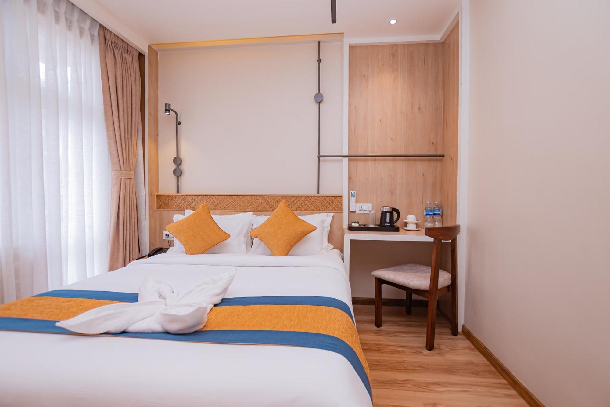 Hotel Vistara Kathmandu Buitenkant foto