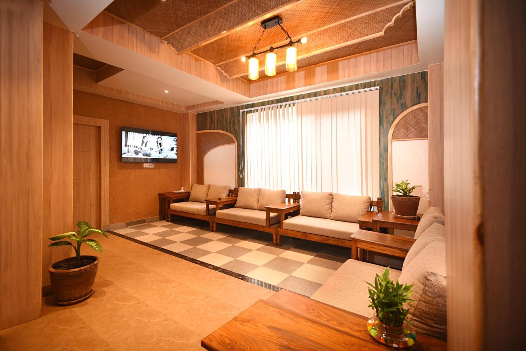 Hotel Vistara Kathmandu Buitenkant foto